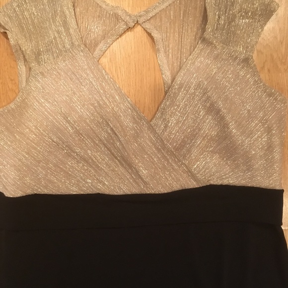 Gorgeous Gold & Black Dress - Picture 7 of 7